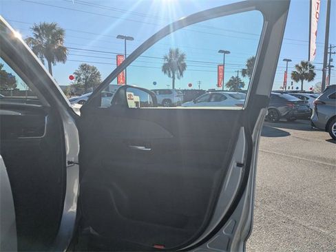 Certified 2025 Toyota Grand Highlander FWD image 30