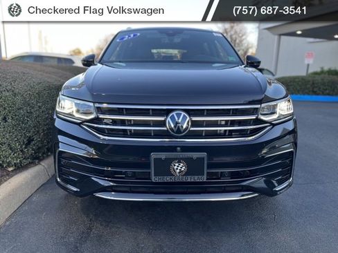 Used 2023 Volkswagen Tiguan SEL R-Line image 12
