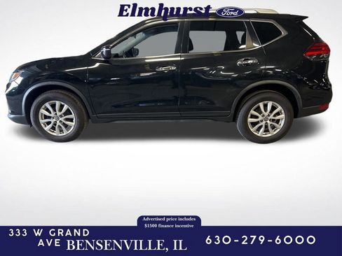 Used 2017 Nissan Rogue SV image 6