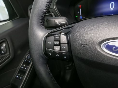 Used 2023 Ford Escape Active w/ Tech Pack #1 AWD/4WD image 32