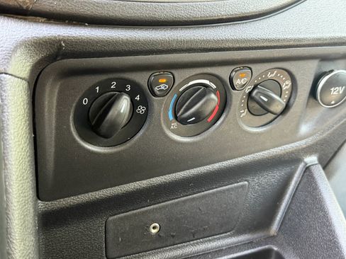 Used 2019 Ford Transit 150 148 Medium Roof RWD image 24