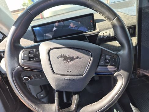 Used 2023 Ford Mustang Mach-E Premium AWD/4WD image 28