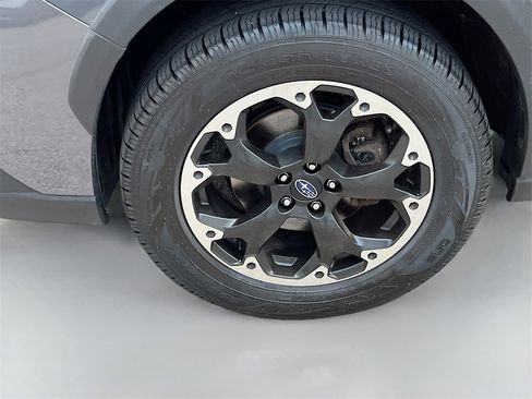 Used 2022 Subaru Crosstrek 2.0i Premium image 31