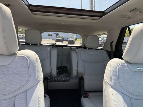 New 2026 Ford Explorer Platinum w/ LUX Leather Package AWD/4WD image 13
