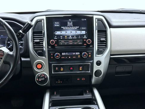 Used 2021 Nissan Titan SV w/ SV Convenience Package AWD/4WD image 13