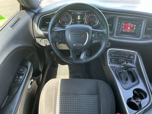 Used 2017 Dodge Challenger SXT RWD image 12