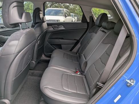 New 2026 Kia Sportage SX FWD image 15