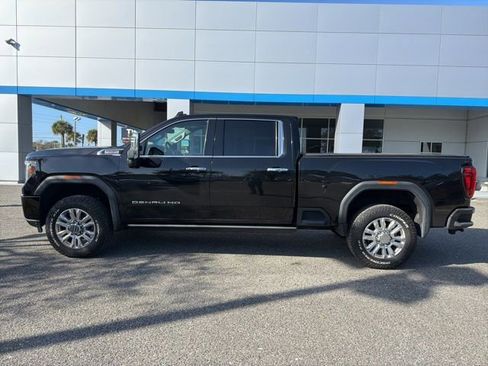 Used 2022 GMC Sierra 2500 Denali image 3