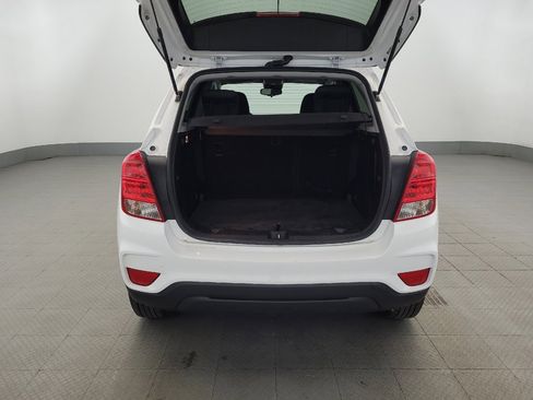 Used 2019 Chevrolet Trax LS w/ Tint and Cruise Package AWD/4WD image 29