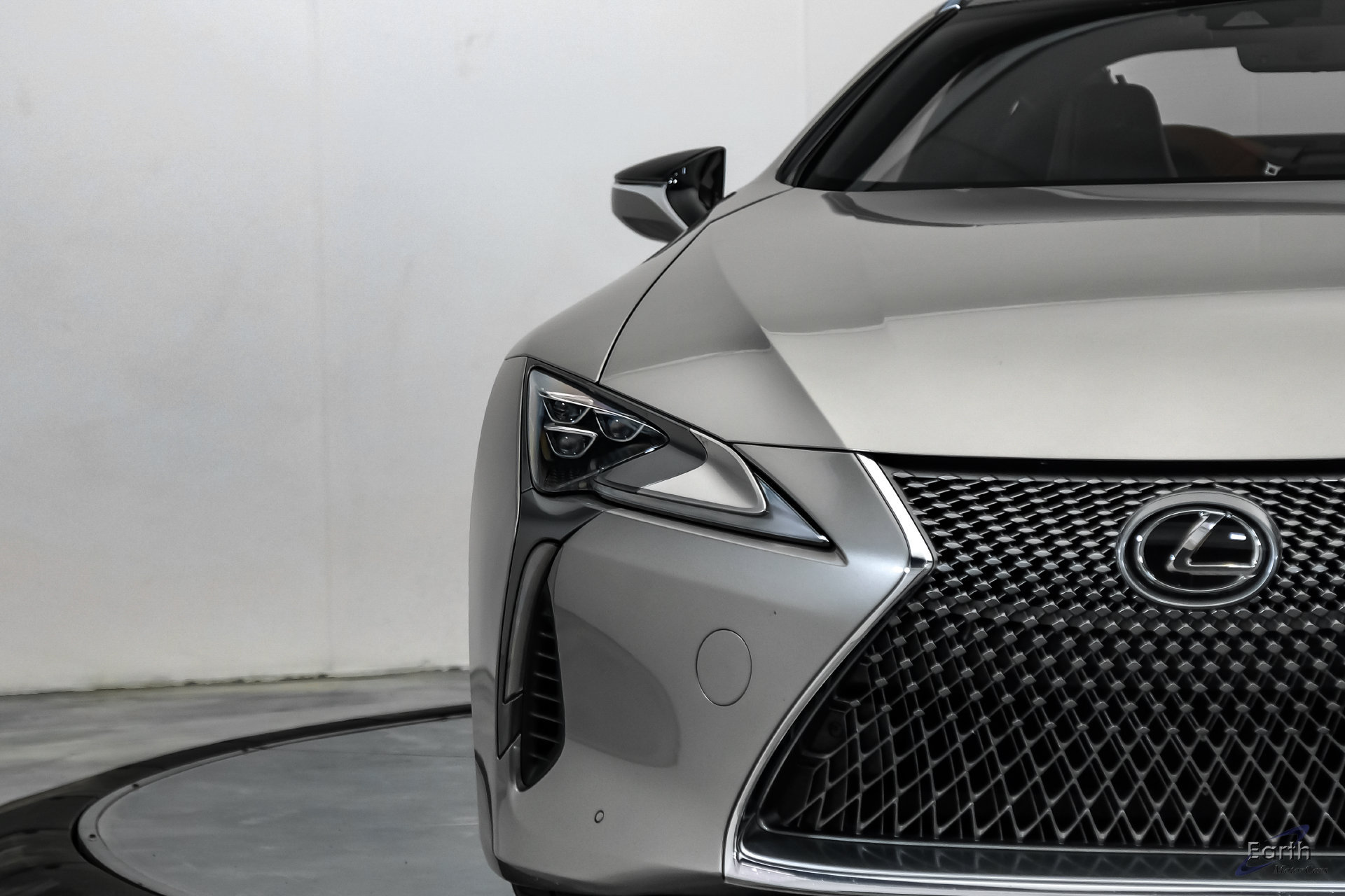 Used 2018 Lexus LC 500 Coupe w/ Performance Package RWD image 30