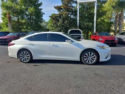 Used 2021 Lexus ES 350 w/ Accessory Package 2