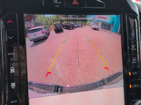 Used 2025 RAM 1500 Laramie image 16