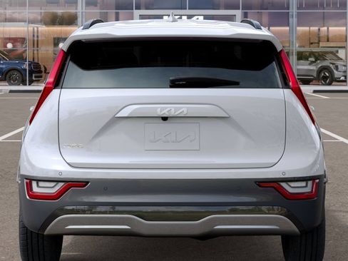New 2026 Kia Niro Wave w/ Wave Preserve Package FWD image 13
