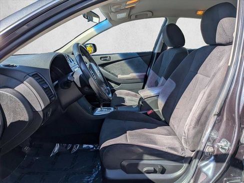 Used 2011 Nissan Altima 3.5 SR FWD image 14
