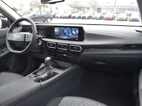 Used 2026 Nissan Sentra SV w/ SV Convenience Package FWD image 52