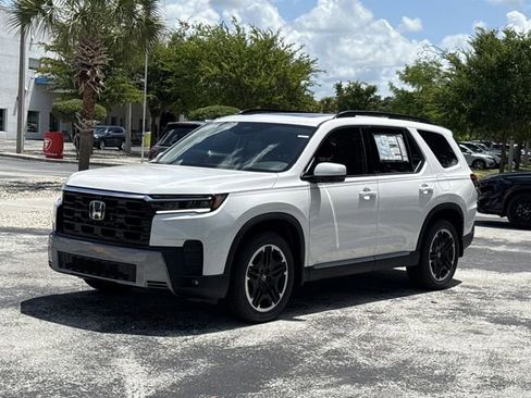New 2026 Honda Pilot Touring image 11