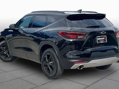 Used 2024 Chevrolet Blazer LT w/ Convenience Package FWD image 11