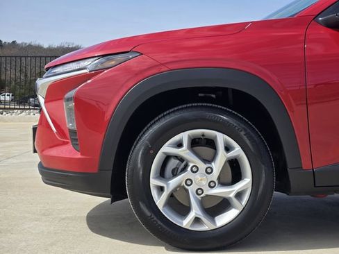 New 2026 Chevrolet Trax LS w/ LS Convenience Package image 7