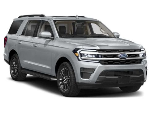 Used 2023 Ford Expedition XLT AWD/4WD image 6