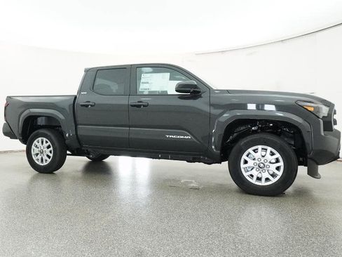 New 2025 Toyota Tacoma SR5 image 28