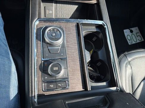 Used 2021 Ford Expedition Max Limited AWD/4WD image 25