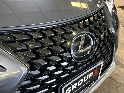 Used 2024 Lexus UX 250h AWD w/ Premium Package image 29