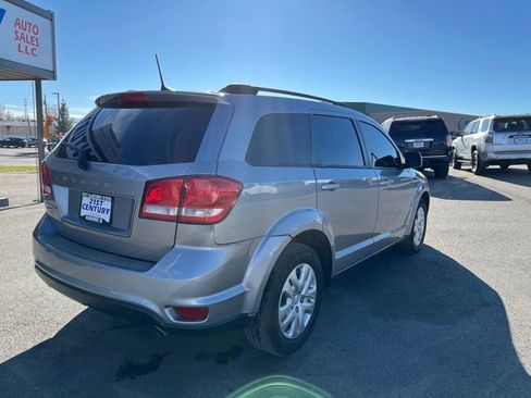 Used 2018 Dodge Journey SXT w/ Connectivity Group image 16