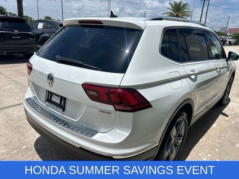Used 2019 Volkswagen Tiguan SEL Premium AWD/4WD image 7