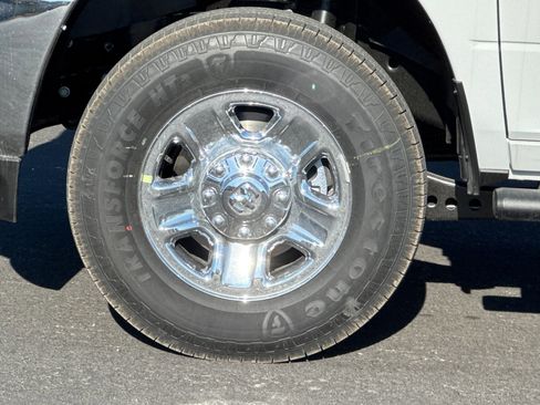 New 2026 RAM 3500 Tradesman image 24