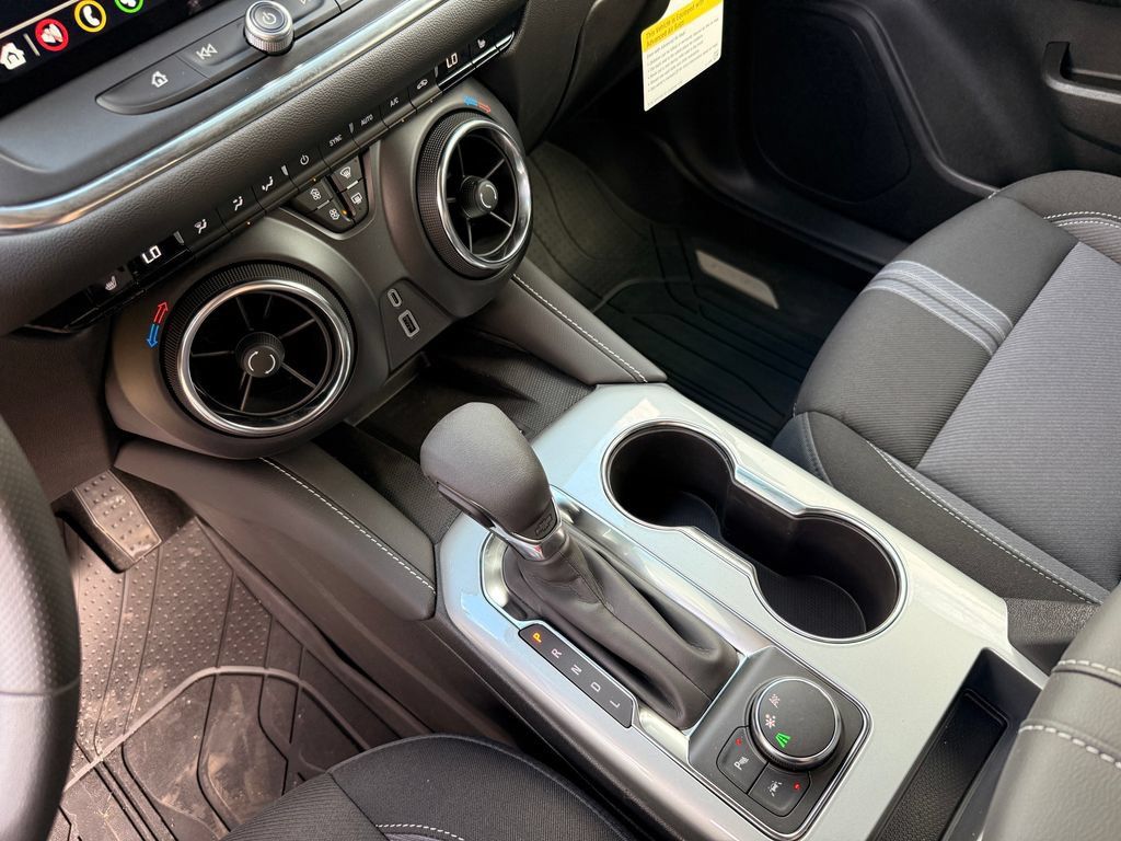 New 2026 Chevrolet Blazer LT w/ Convenience Package FWD image 22