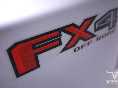 Used 2022 Ford F350 XLT w/ XLT Value Package image 12