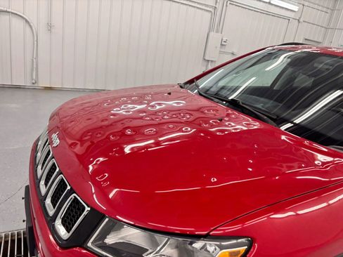 Used 2018 Jeep Compass Sport w/ Cold Weather Group FWD image 21