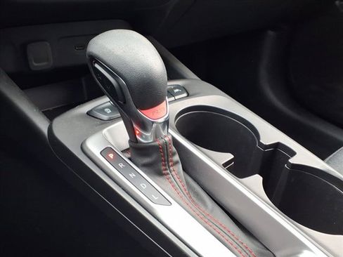 Used 2024 Chevrolet Trax RS w/ Sunroof Package image 15