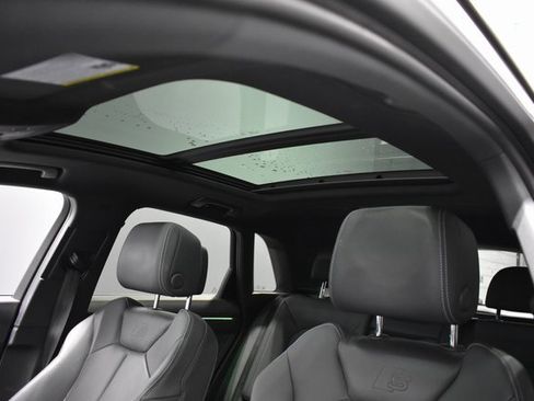 Used 2020 Audi Q3 2.0T Prestige image 17