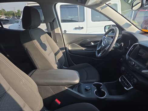 Used 2024 GMC Terrain SLE FWD image 12