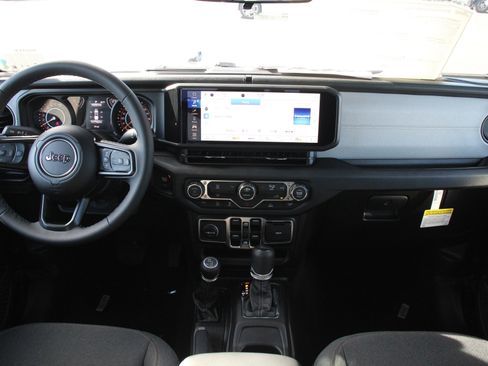 New 2026 Jeep Gladiator Sport AWD/4WD image 2