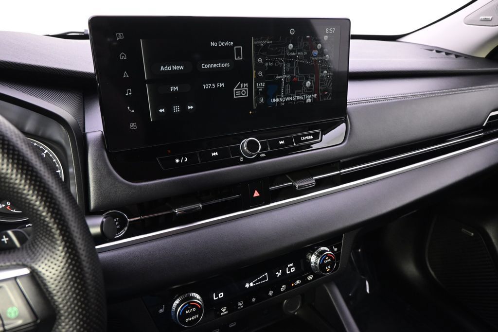 Used 2025 Mitsubishi Outlander SE AWD/4WD image 26