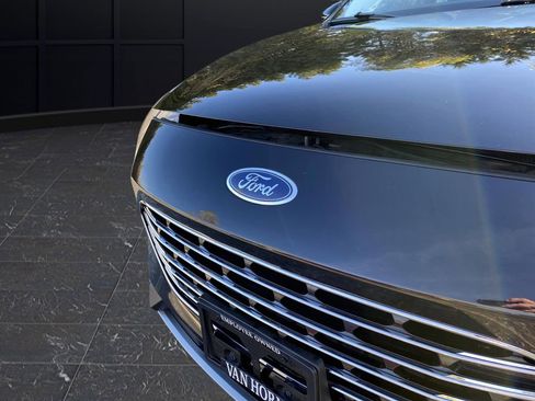 Used 2021 Ford Escape Titanium w/ Titanium Elite Package image 47