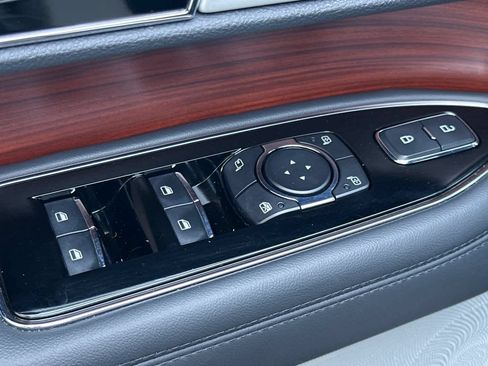 Certified 2024 Lincoln Navigator Reserve AWD/4WD image 14