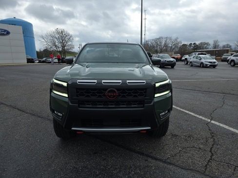 Used 2026 Nissan Frontier PRO-4X w/ Pro-4x Convenience Package image 8