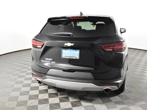 Used 2025 Chevrolet Blazer LT image 7