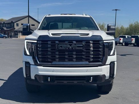 Used 2024 GMC Sierra 3500 Denali Ultimate AWD/4WD image 2