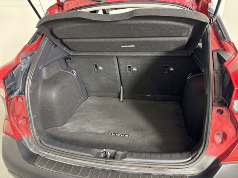 Used 2018 Nissan Kicks SV w/ Exterior Package image 16