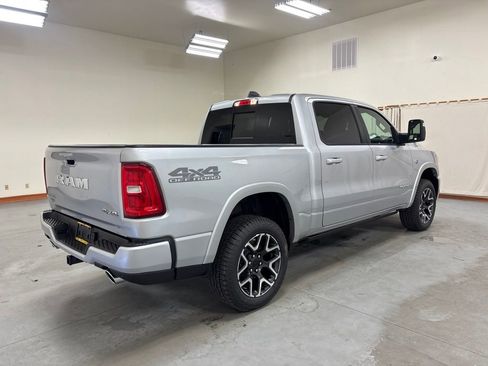 New 2026 RAM 1500 Laramie AWD/4WD image 9