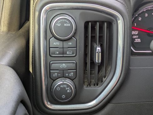 Used 2022 Chevrolet Silverado 1500 LT w/ Bed Protection Package image 13