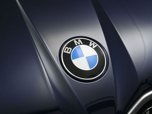 Used 2025 BMW X3 xDrive30i AWD/4WD image 13