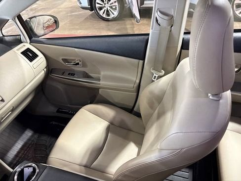 Used 2015 Toyota Prius V Five FWD image 19