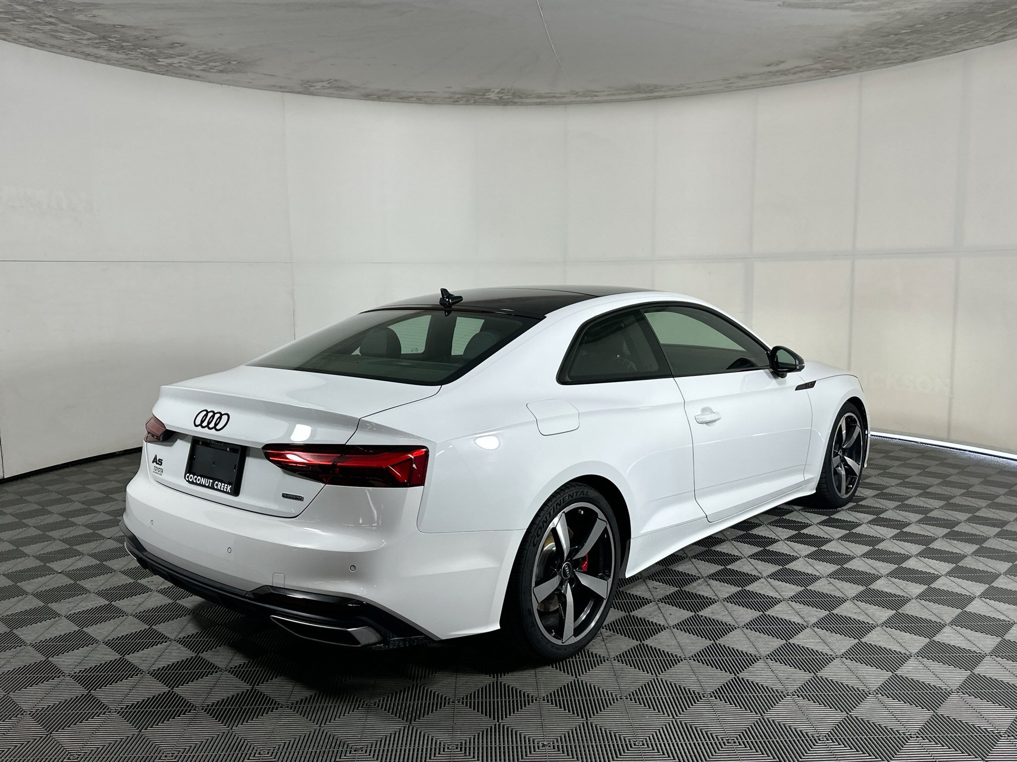 Used 2022 Audi A5 2.0T Premium Plus w/ Premium Plus AWD/4WD image 3