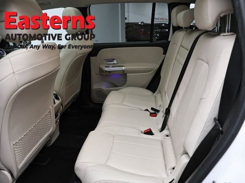 Used 2021 Mercedes-Benz GLB 250 4MATIC image 25