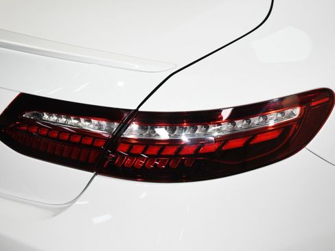 Used 2023 Mercedes-Benz E 450 Coupe image 59